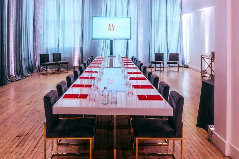 Corporate Event Space is an elegant 4,000 sq. ft. Daylight Studio with 14-foot ceilings, 16 east and south facing windows, and 2 working kitchens. The event space rental is perfect for film and photo shoots, corporate and culinary events, private parties marriages and more.