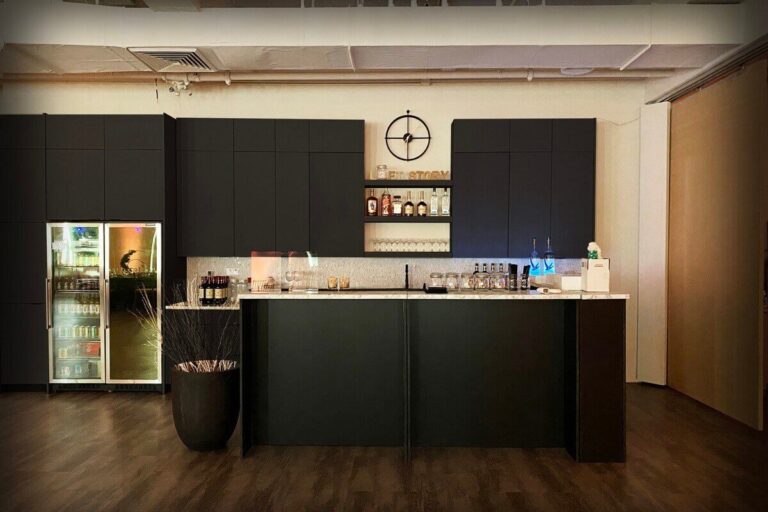 Loft Event Space with Projection Mapping – Event Spaces New York