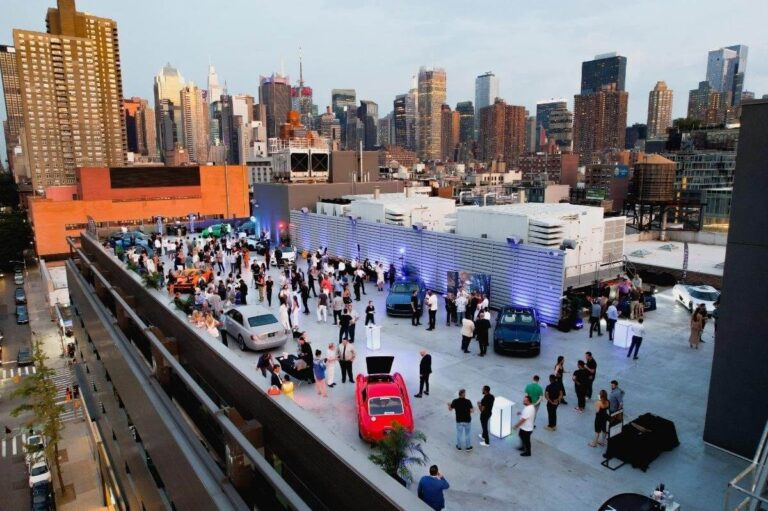 Set high above the city traffic, our rooftop new york is an industrial oasis for your next big outdoor event, offering rooftop event spaces dramatic views of the city and The Hudson River.