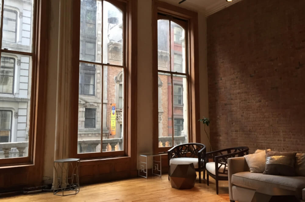 daylight-brick-loft-chefs-kitchen4