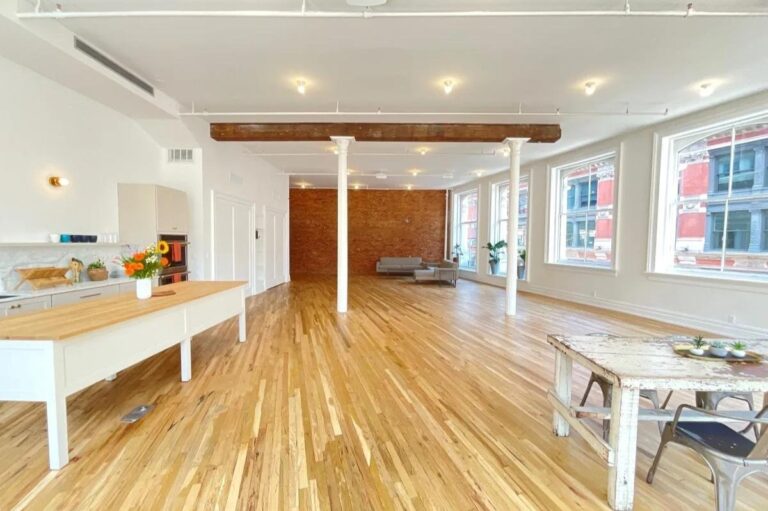 The Loft Event Space is perfect for film and photo shoots, corporate and culinary events, private parties and elegant weddings.