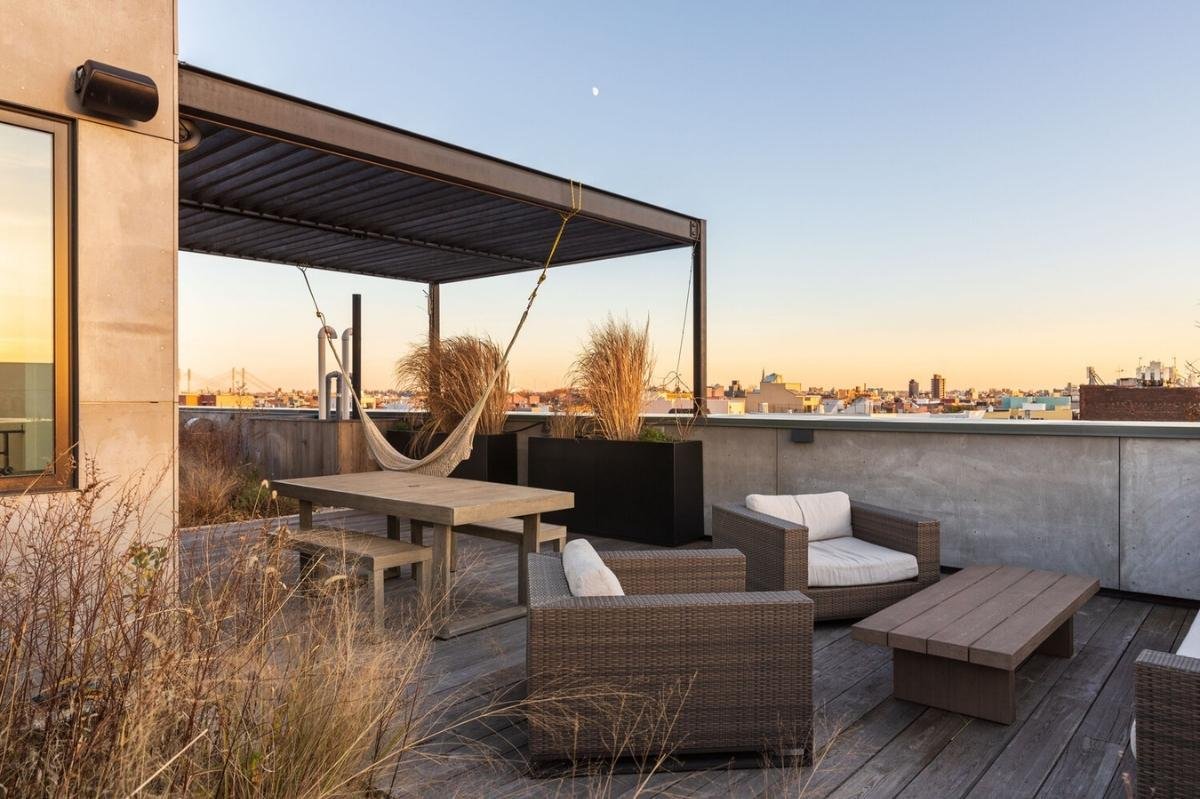 Rooftop Terrace with Views