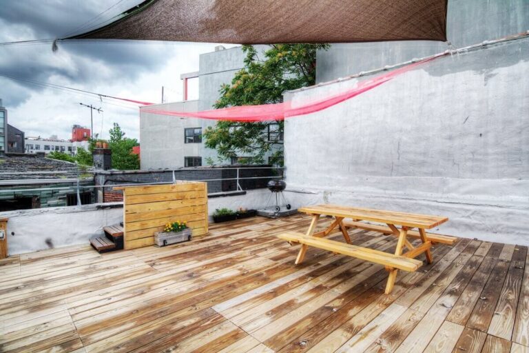 Vintage Loft with Roof Deck