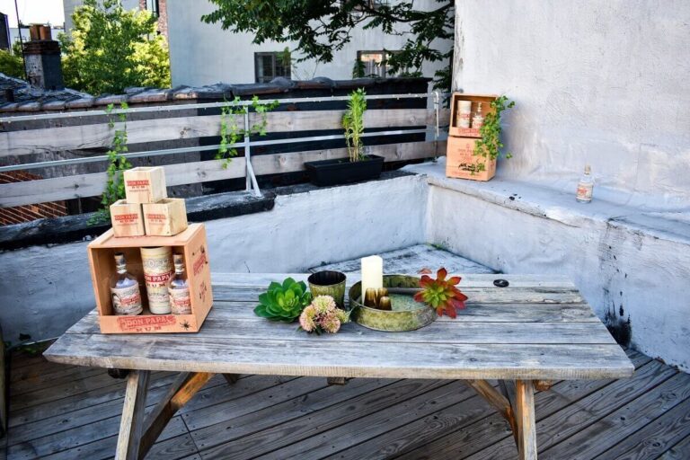 Vintage Loft with Roof Deck