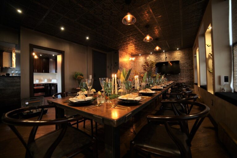 Intimate Meeting Space