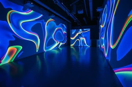Immersive-Projector Event Space